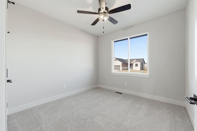 8424 Pebble St, Maize, KS 67101