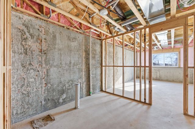 8424 Pebble St, Maize, KS 67101