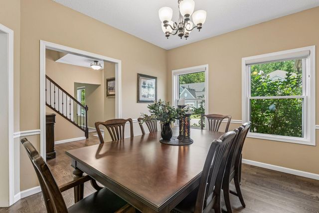 9176 Tewsbury Gate N, Maple Grove, MN 55311