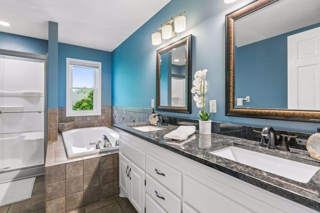 9176 Tewsbury Gate N, Maple Grove, MN 55311