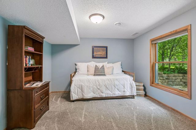 9176 Tewsbury Gate N, Maple Grove, MN 55311