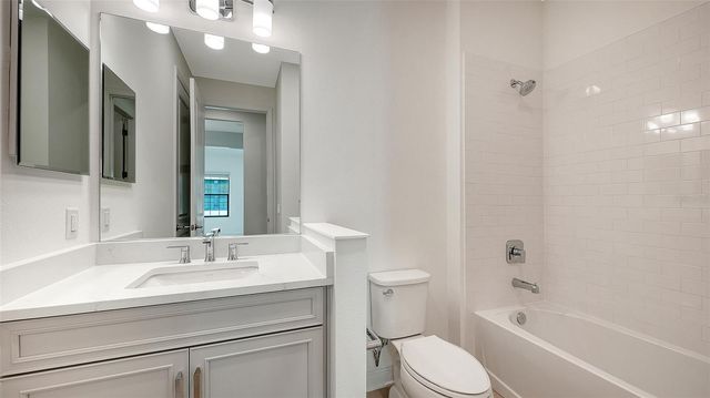 280 ALTAMURA CIRCLE, Nokomis, FL 34275