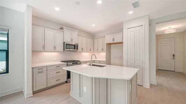 280 ALTAMURA CIRCLE, Nokomis, FL 34275
