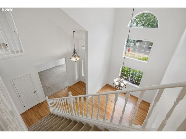 5904 BAY POINT Dr, Lake Oswego, OR 97035