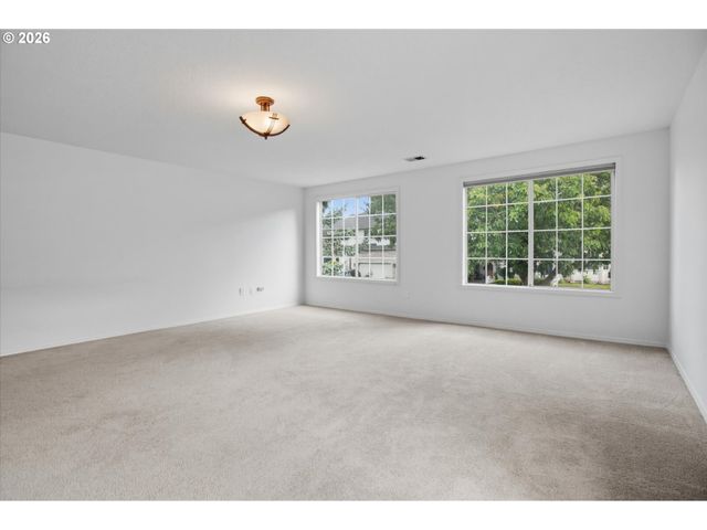 5904 BAY POINT Dr, Lake Oswego, OR 97035