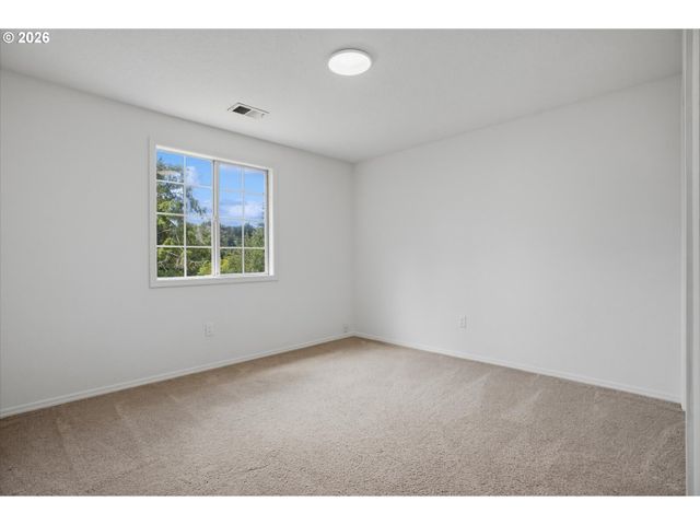 5904 BAY POINT Dr, Lake Oswego, OR 97035