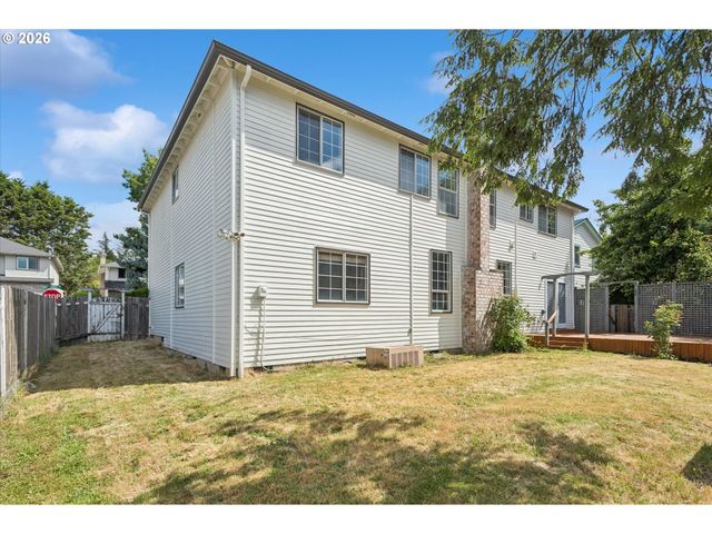 5904 BAY POINT Dr, Lake Oswego, OR 97035