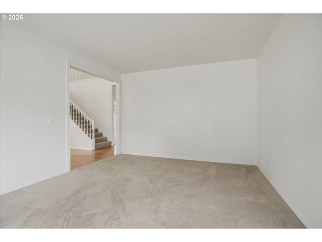 5904 BAY POINT Dr, Lake Oswego, OR 97035