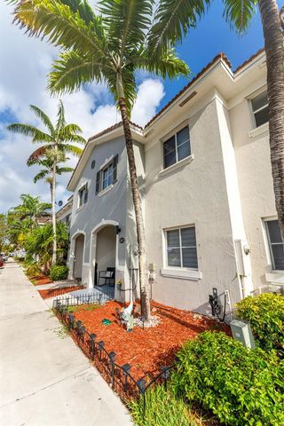 1687 SE 30th Street, Homestead, FL 33035