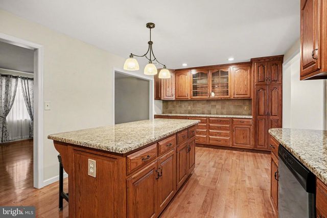 17 CARDINAL DR, Carlisle, PA 17015