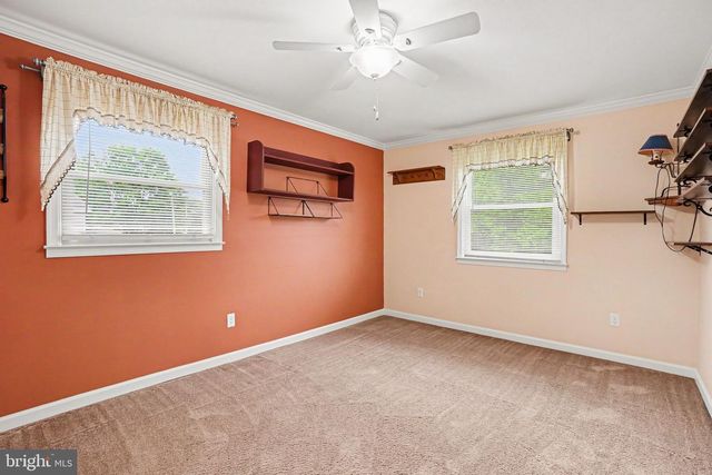 17 CARDINAL DR, Carlisle, PA 17015