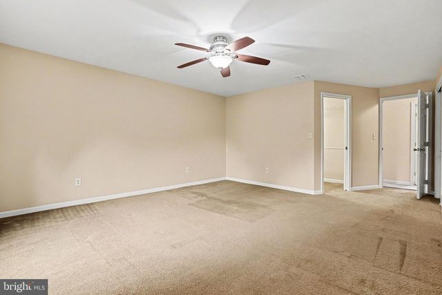 17 CARDINAL DR, Carlisle, PA 17015