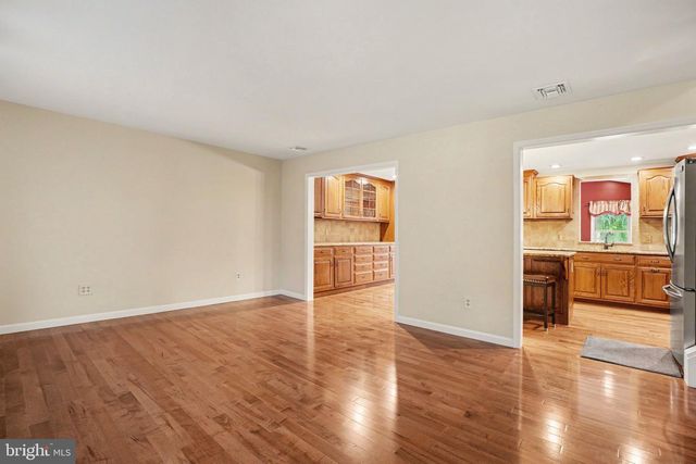 17 CARDINAL DR, Carlisle, PA 17015