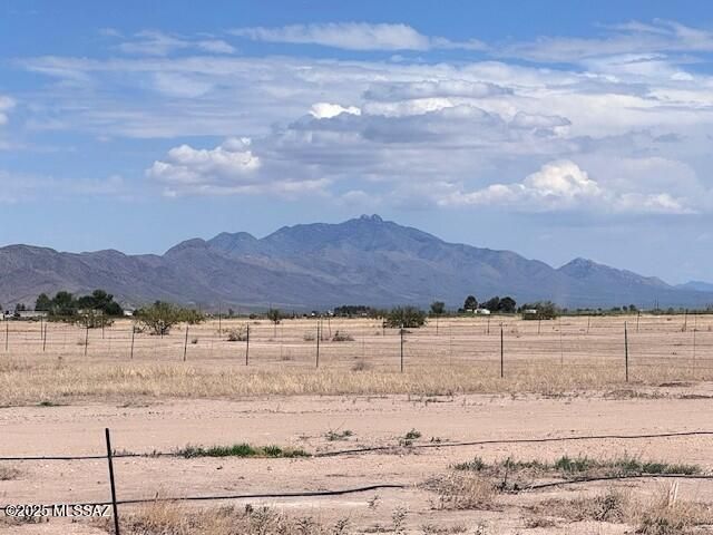 3865 W Dearing Road, Willcox, AZ 85643