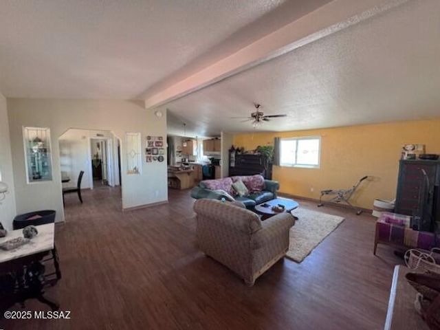 3865 W Dearing Road, Willcox, AZ 85643