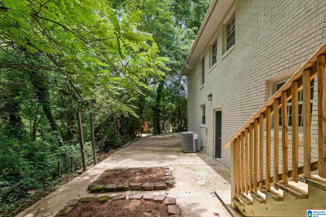 2825 2ND WAY NW, Center Point, AL 35215