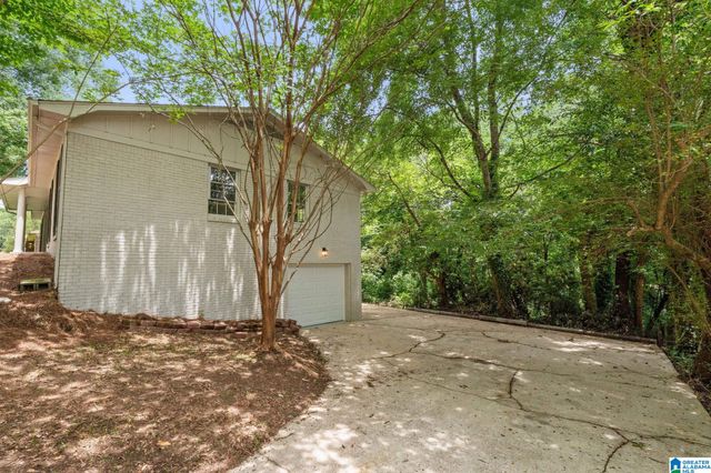 2825 2ND WAY NW, Center Point, AL 35215