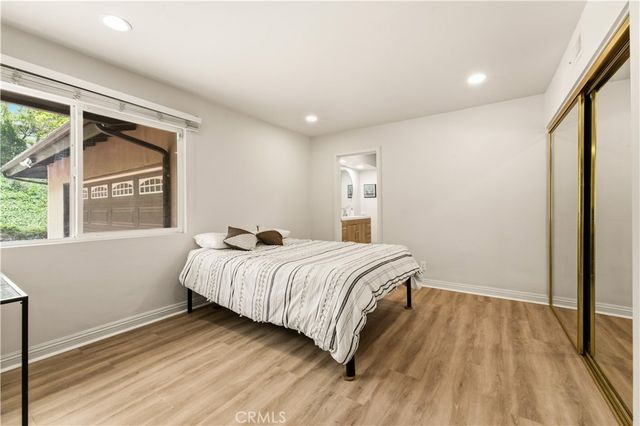 15701 Royal Ridge, Sherman Oaks, CA 91403