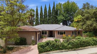 15701 Royal Ridge, Sherman Oaks, CA 91403