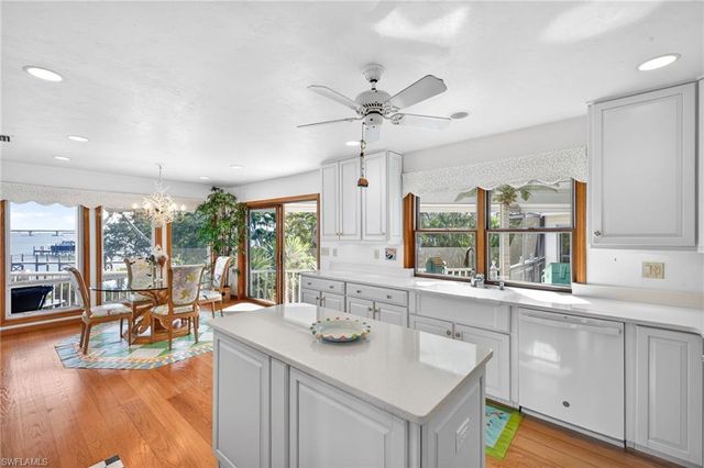 1157 Bird LN, Sanibel, FL 33957
