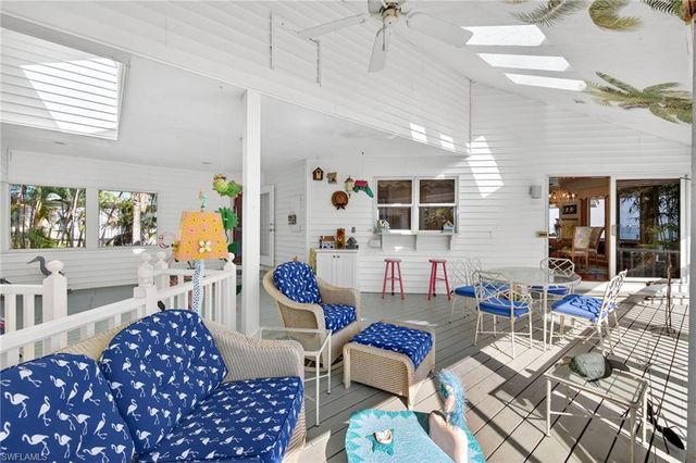 1157 Bird LN, Sanibel, FL 33957