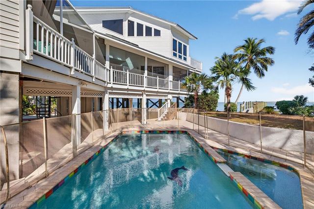 1157 Bird LN, Sanibel, FL 33957