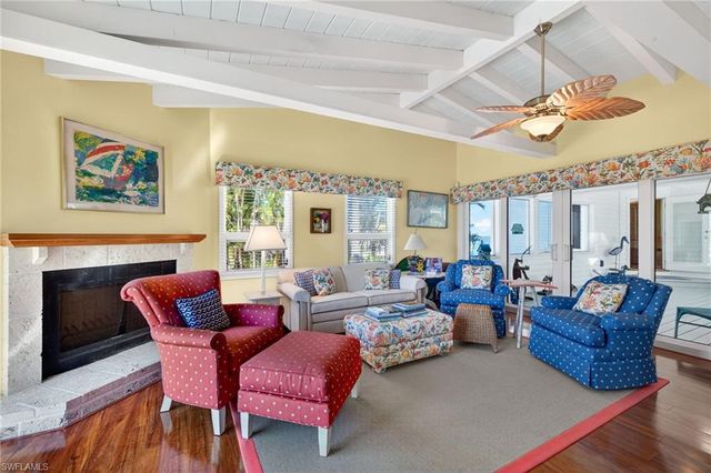 1157 Bird LN, Sanibel, FL 33957