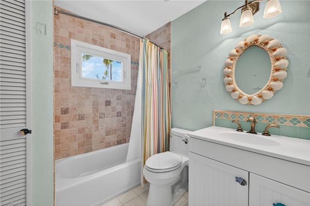 1157 Bird LN, Sanibel, FL 33957