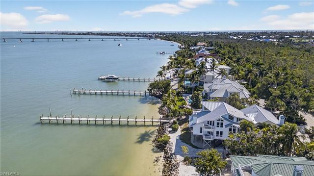 1157 Bird LN, Sanibel, FL 33957