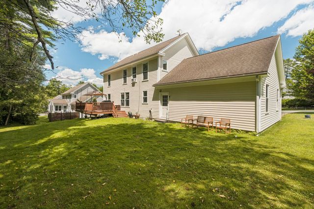 40 Camp Brook Common, Hanover, NH 03755