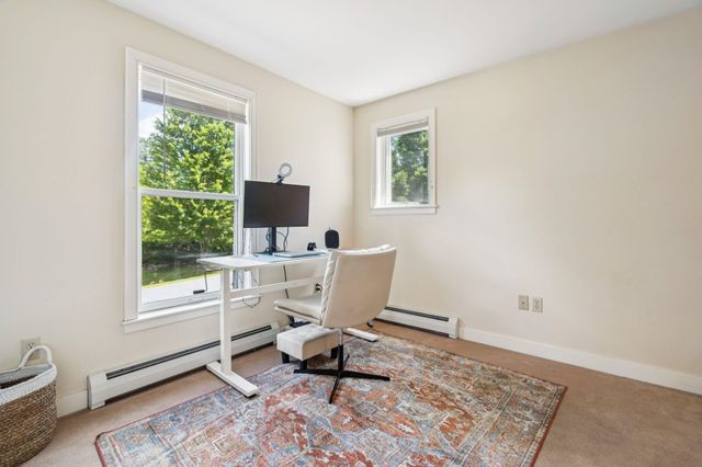 40 Camp Brook Common, Hanover, NH 03755