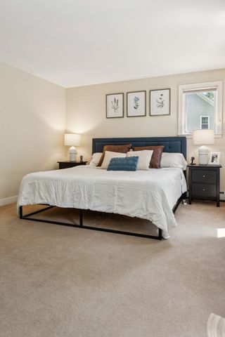 40 Camp Brook Common, Hanover, NH 03755