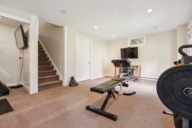 40 Camp Brook Common, Hanover, NH 03755