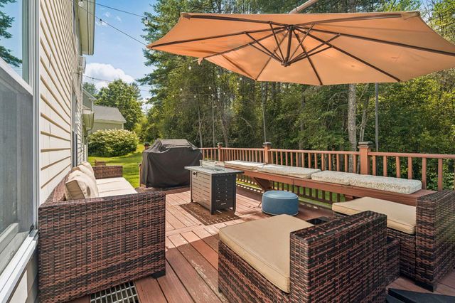 40 Camp Brook Common, Hanover, NH 03755