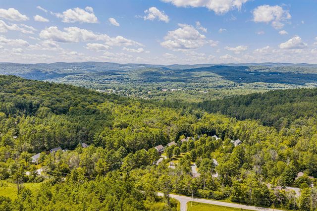 40 Camp Brook Common, Hanover, NH 03755
