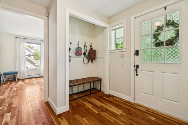 40 Camp Brook Common, Hanover, NH 03755