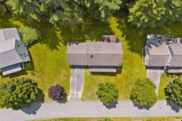40 Camp Brook Common, Hanover, NH 03755