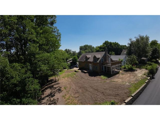 1202 La Salle Street, Wayzata, MN 55391