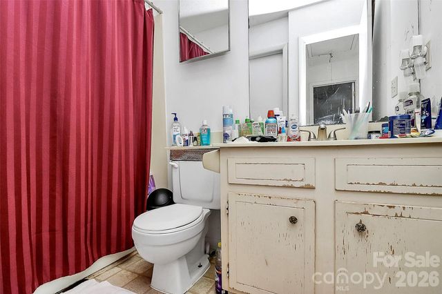 7132 Stonington Lane, Charlotte, NC 28227