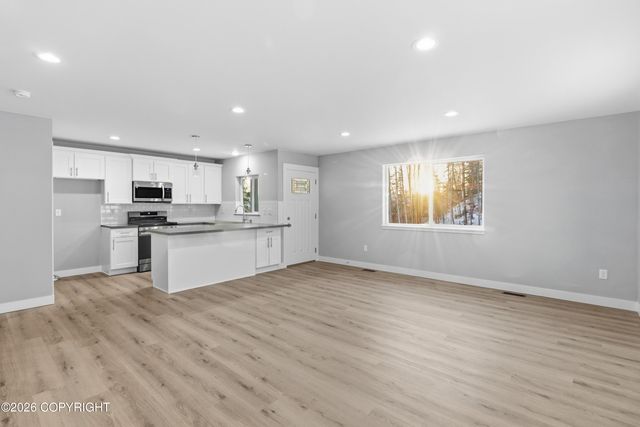 6600 S Settlers Bay Drive, Wasilla, AK 99623