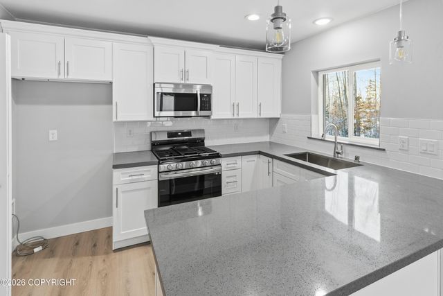 6600 S Settlers Bay Drive, Wasilla, AK 99623