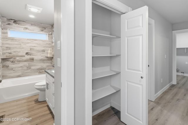 6600 S Settlers Bay Drive, Wasilla, AK 99623