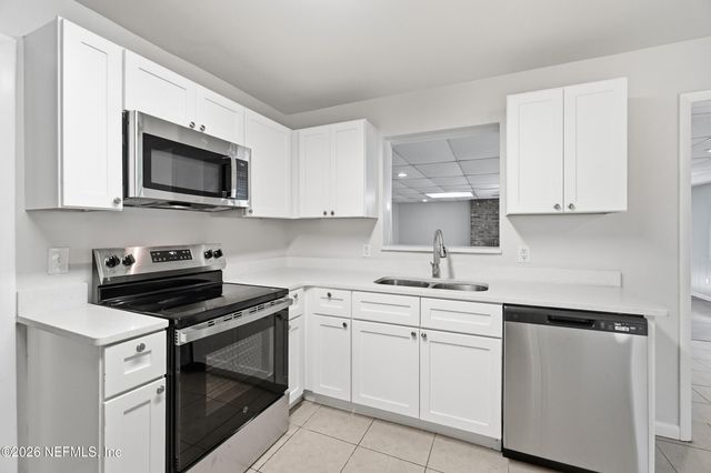 2335 BREST Road, Jacksonville, FL 32216