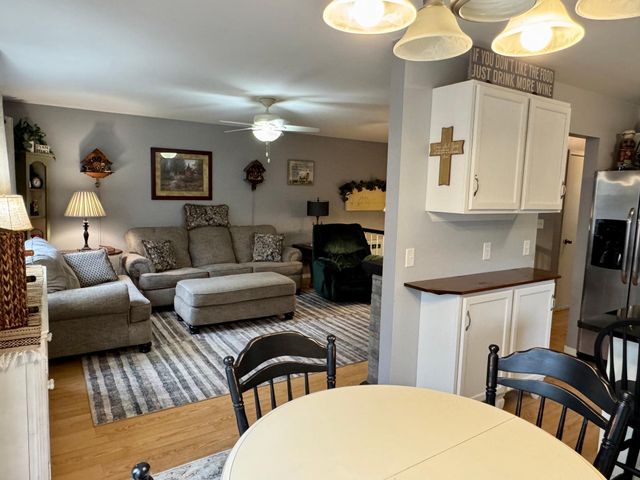 314 5th Street NE, Sartell, MN 56377