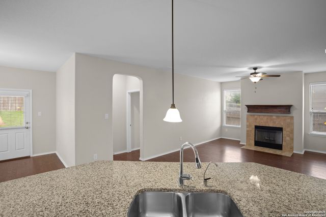 6459 Wind Canyon, San Antonio, TX 78239