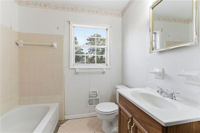 1887 Robinhill Court, Tucker, GA 30084