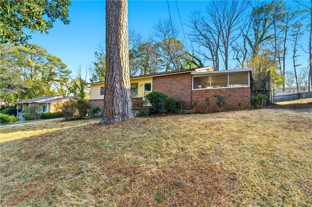 1887 Robinhill Court, Tucker, GA 30084