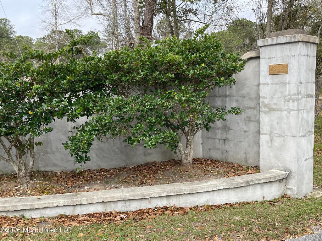 Sand Pine Cove, Gautier, MS 39553