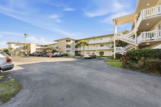 2615 N Garden Drive 305, Lake Worth, FL 33461