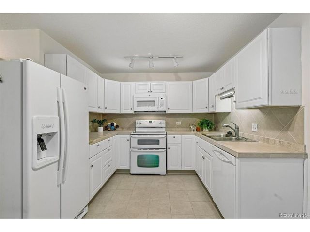 745 S Alton Way 2A, Denver, CO 80247